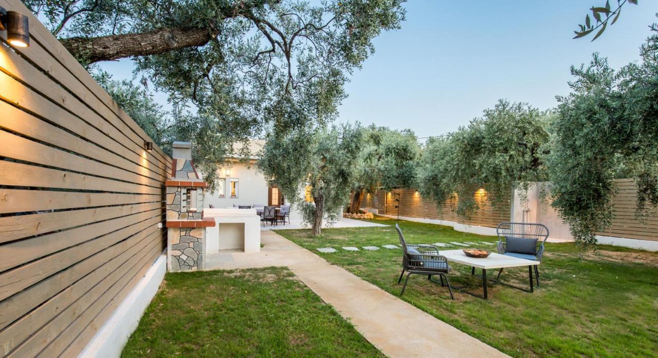 Villa 4 You Iliopetra Skala Sotiros Eksteriør bilde